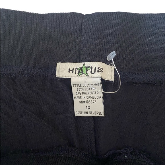 Hiatus women’s cropped pants embroidered logo,navy blue color, size 1X. - Picture 8 of 9